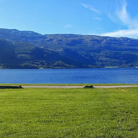 3 Bedroom Beautiful In Apartament