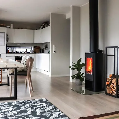 3 Bedroom Beautiful In Voss